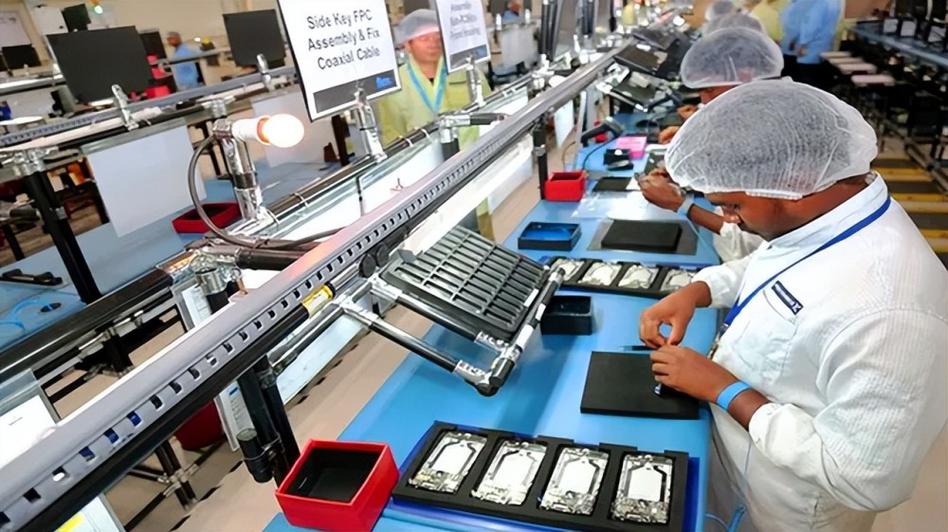 生产iphone生产线印度苹果公司苹果工厂苹果手机工厂苹果手机流水线